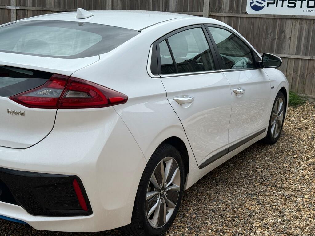 Hyundai Ioniq   #13