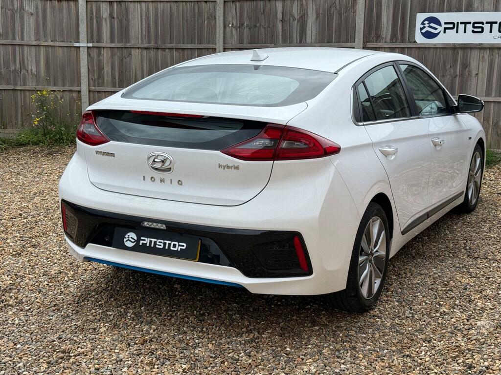 Hyundai Ioniq   #9