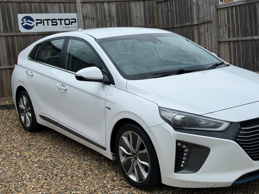 Hyundai Ioniq   #10