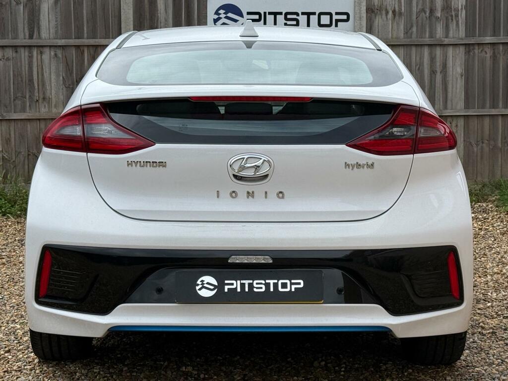 Hyundai Ioniq   #8