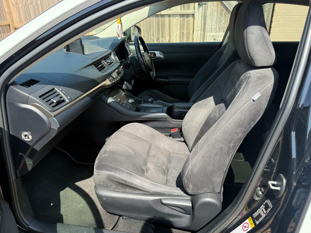 Lexus CT 1.8 Advance Plus Silver #21