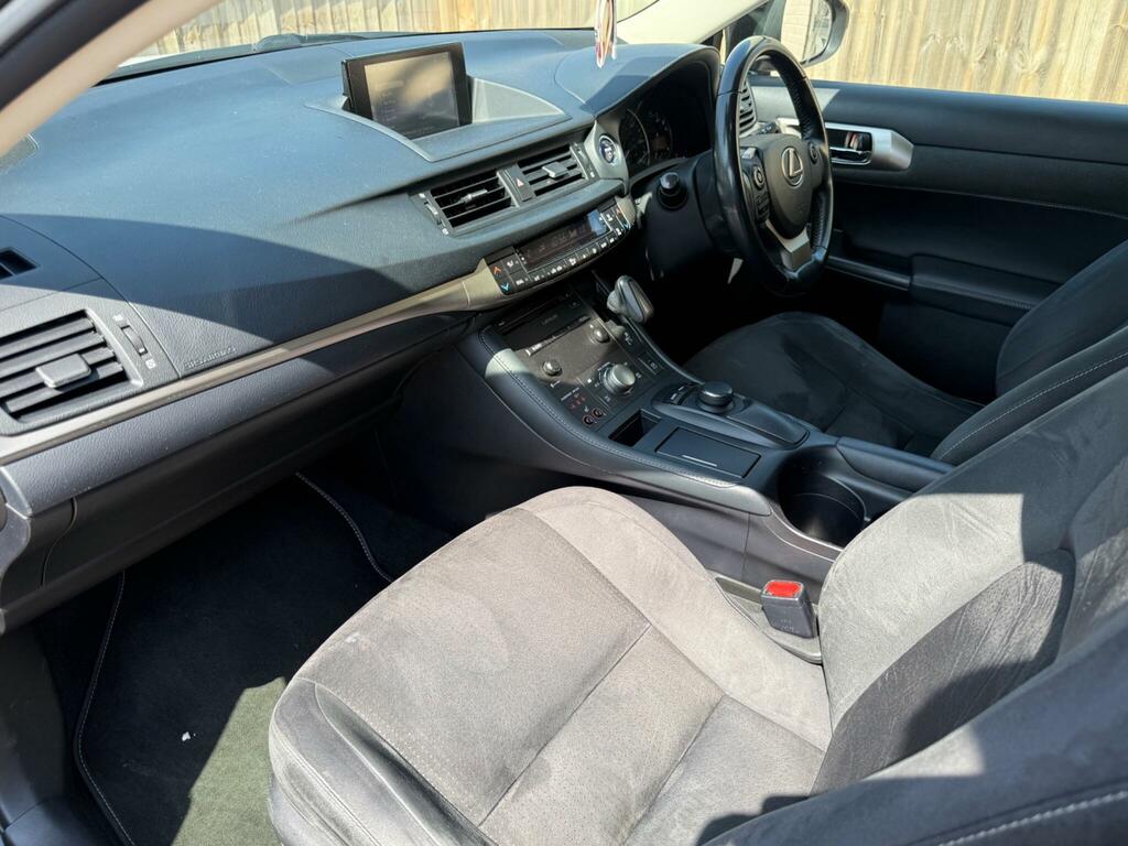 Lexus CT 1.8 Advance Plus Silver #28
