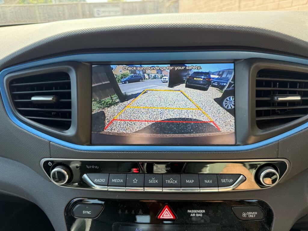 Hyundai Ioniq Se Blue #39