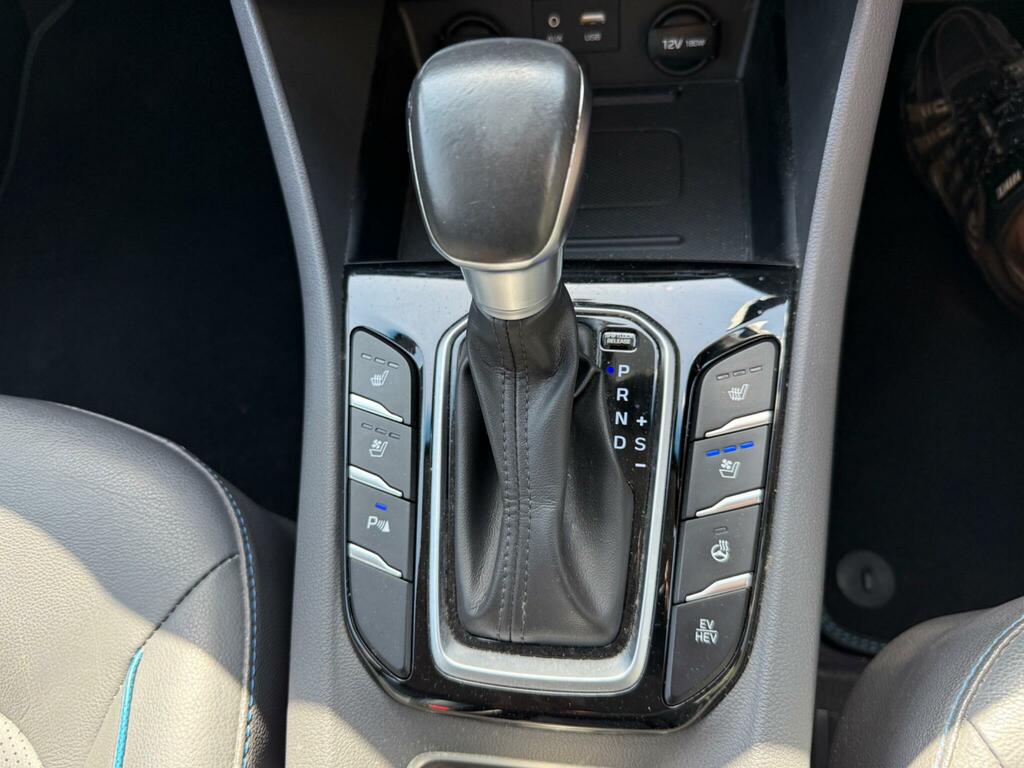Hyundai Ioniq Se Blue #36