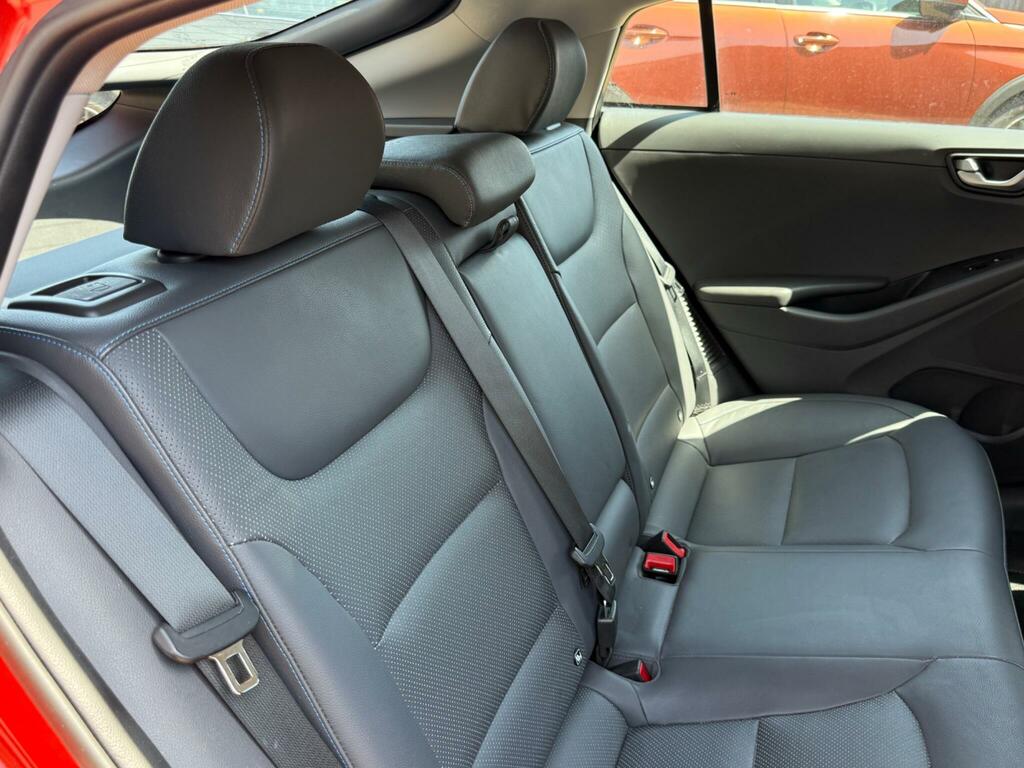 Hyundai Ioniq Se Blue #26