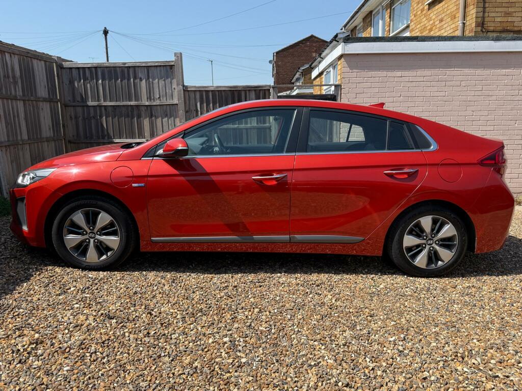 Hyundai Ioniq Se Blue #7