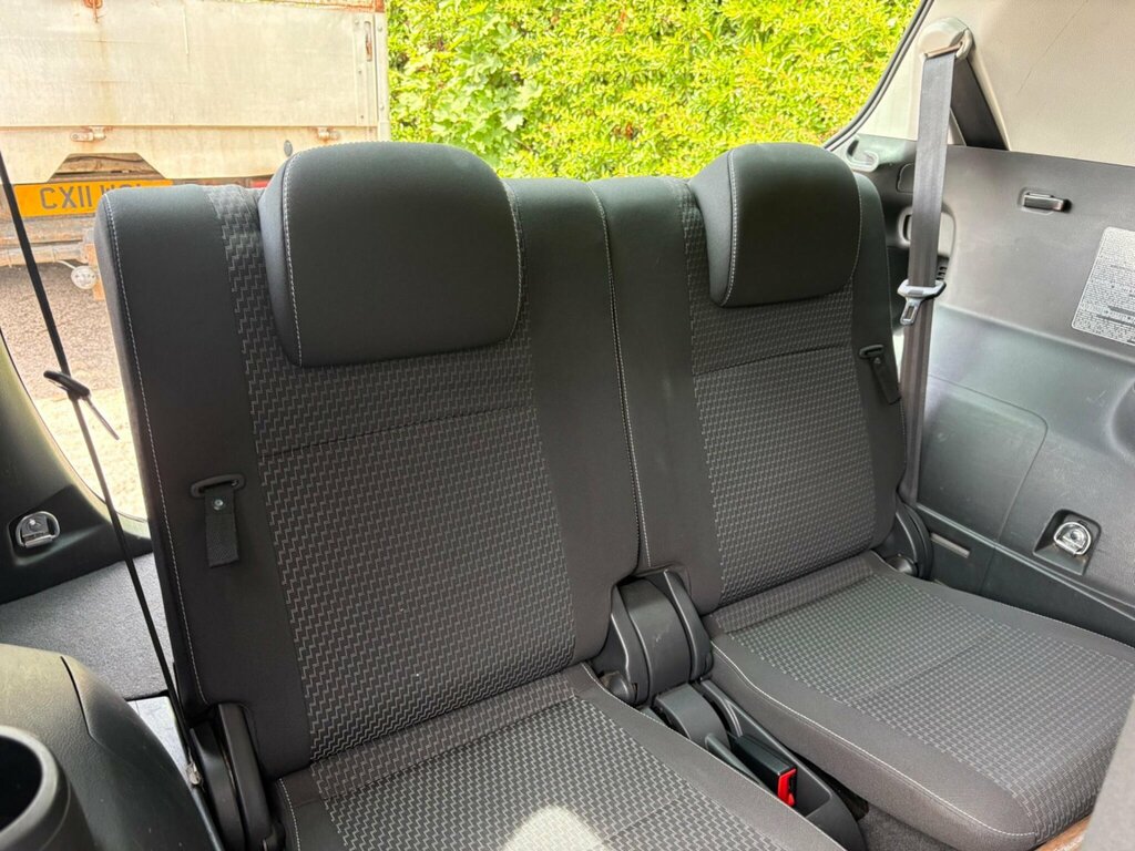 Toyota Verso Excel D-4d Grey #19