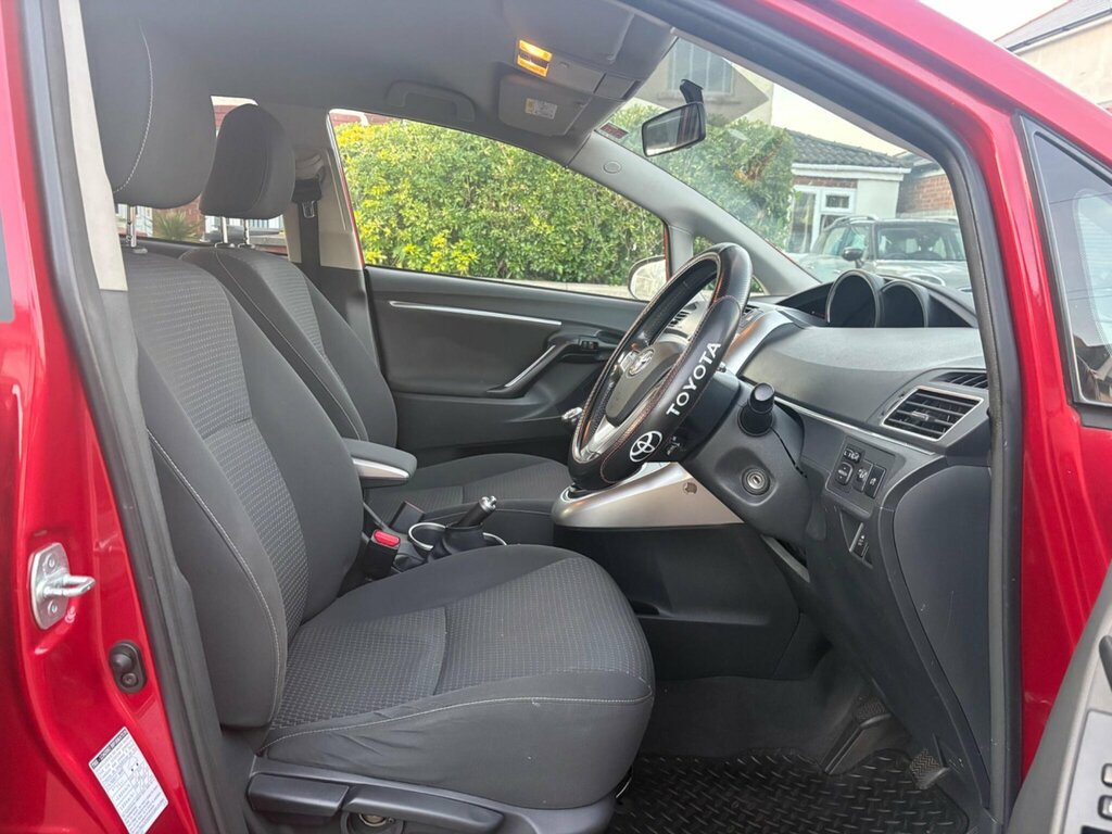 Toyota Verso Excel Grey #8