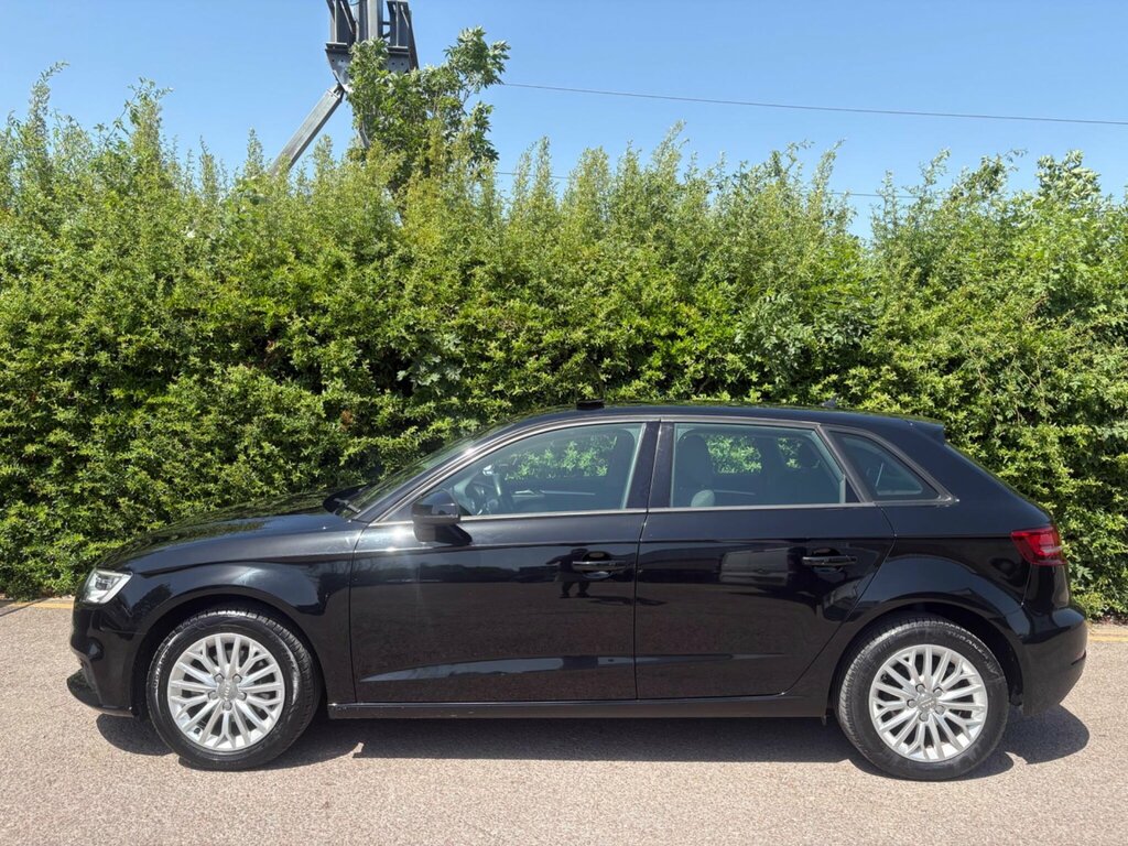 Audi A3 1.6 Tdi Se Technik Sportback Euro 6 Ss DK18XGR Black #4