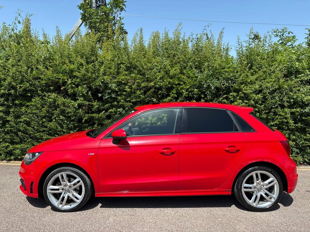 Audi A1 1.6 Tdi S Line Sportback Euro 5 Ss Red #4