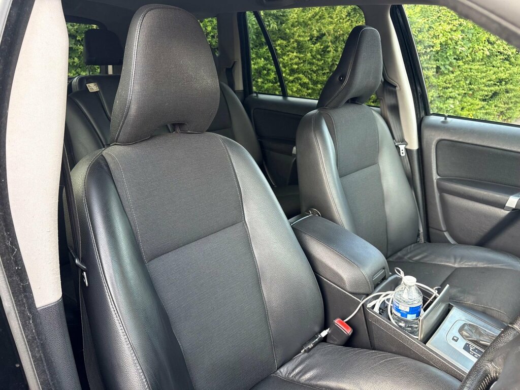 Volvo XC90 2.4L Se Lux Blue #16