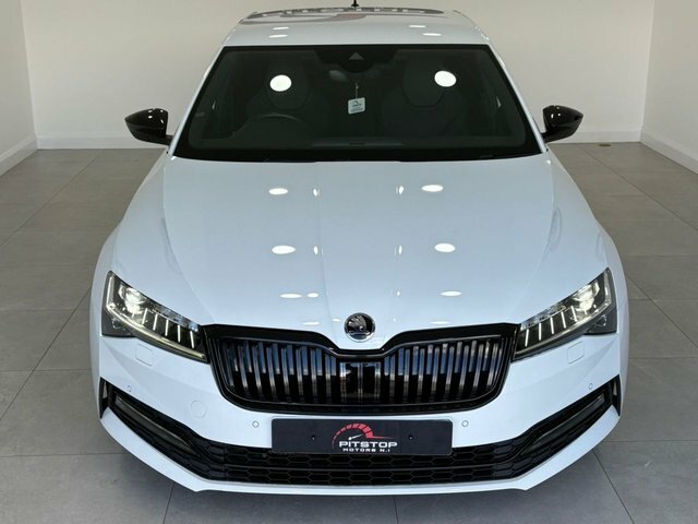 Skoda Superb Tsi Sportline Plus Hatchback White #6