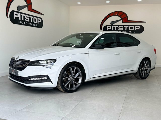 Skoda Superb Tsi Sportline Plus Hatchback White