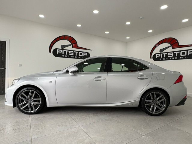 Lexus IS 2.5 300H Sport Red #13
