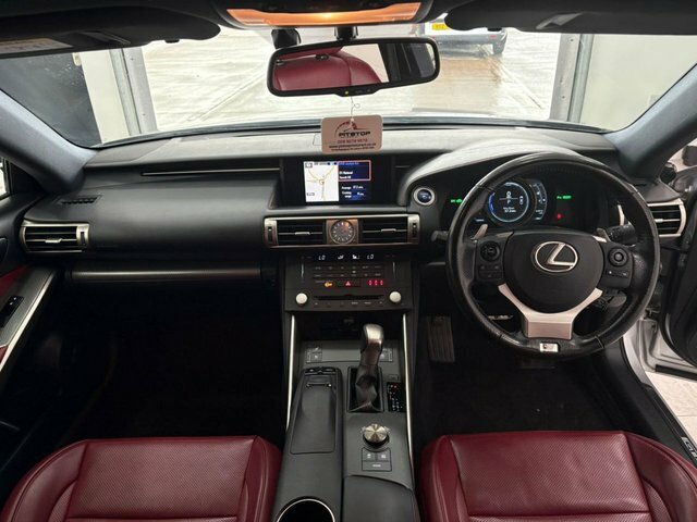 Lexus IS 2.5 300H Sport Red #29