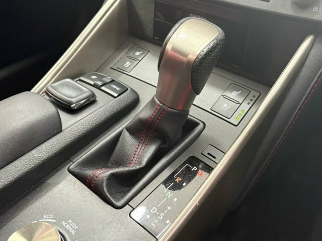 Lexus IS 2.5 300H Sport Red #46