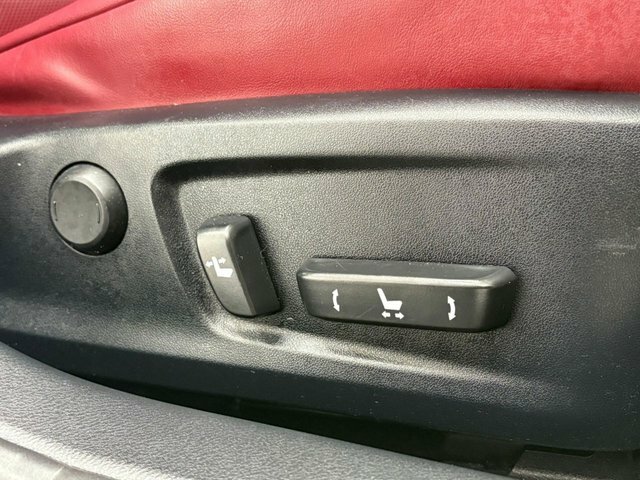 Lexus IS 2.5 300H Sport Red #24