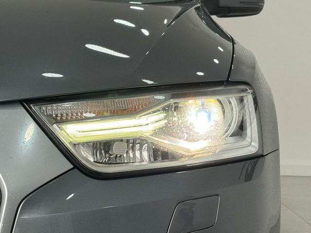 Audi Q3 Tdi Se Suv XNZ4697 Grey #6