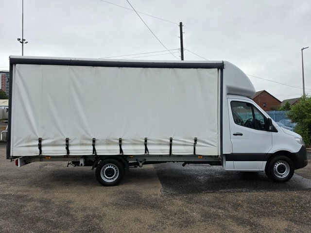 Mercedes-Benz Sprinter 2.1 314 Cdi Lwb 16.5Ft Curtain Side Rwd L3 143 Bhp White