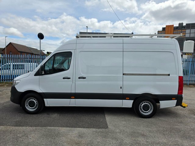 Mercedes-Benz Sprinter 2.0 315 Cdi Progressive Mwb Glass Carrier Rwd L2 H White #2
