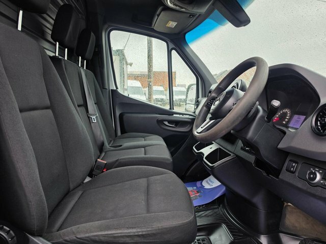 Mercedes-Benz Sprinter 3.5T Chassis Cab White #17