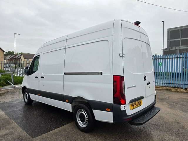 Mercedes-Benz Sprinter 2.1 316 Cdi Mwb G-tronic Rwd L2 H2 163 Bhp Euro White #3