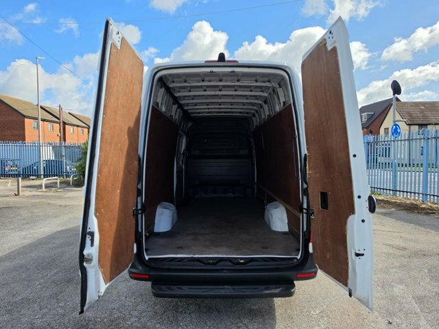 Mercedes-Benz Sprinter 2.1 314 Cdi L2 White #7