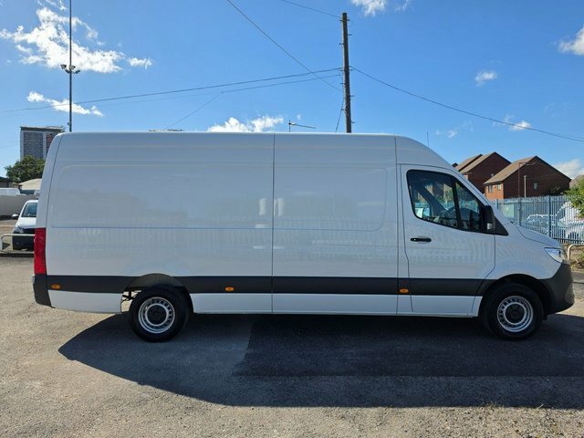 Mercedes-Benz Sprinter 2.0 315 Cdi Progressive Lwb L3 H2 150 Bhp Euro 6 White