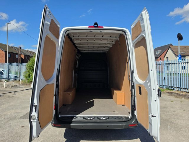 Mercedes-Benz Sprinter Premium Silver #7