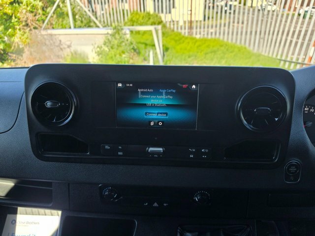 Mercedes-Benz Sprinter Premium Silver #15