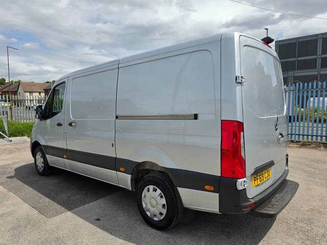 Mercedes-Benz Sprinter 2.1 314 Cdi Mwb G-tronic Rwd L2 H1 143 Bhp Euro Silver #4