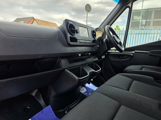 Mercedes-Benz Sprinter 2.1 316 Cdi 161 Bhp White #19