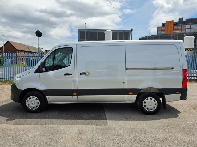 Mercedes-Benz Sprinter 2.1 314 Cdi Mwb G-tronic Rwd L2 H1 143 Bhp Euro Silver #3
