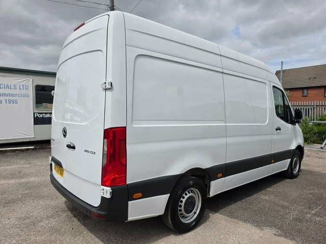 Mercedes-Benz Sprinter 2.0 315 Cdi Progressive Mwb Rwd L2 H2 150 Bhp Eur White #4