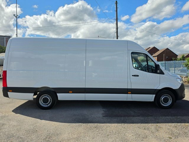 Mercedes-Benz Sprinter 2.0 315 Cdi Progressive Lwb Gah Chiller Rwd L3 H2 White