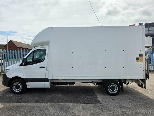 Mercedes-Benz Sprinter 2.1 316 Cdi Lwb Luton Tailift Rwd L3 163 Bhp Euro White #2