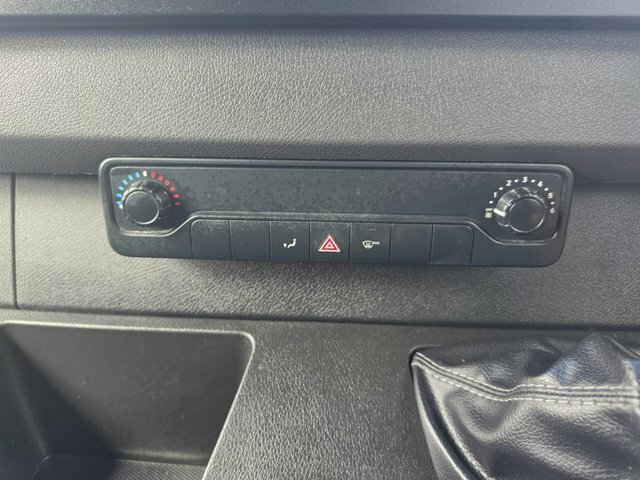 Mercedes-Benz Sprinter 3.5T H2 Premium Van White #13