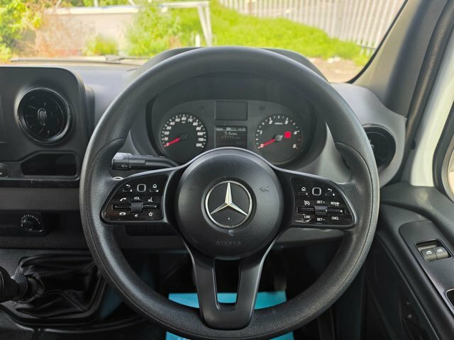 Mercedes-Benz Sprinter 3.5T Progressive Curtain Side Box White #10