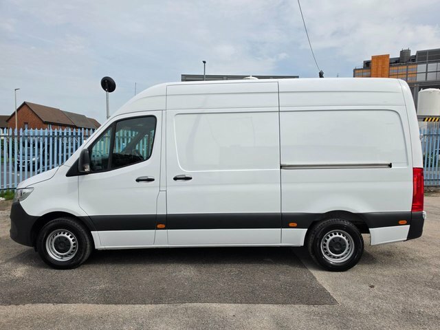Mercedes-Benz Sprinter 2.0 315 Cdi Progressive Mwb Rwd L2 H2 150 Bhp Eur White #2