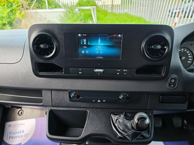 Mercedes-Benz Sprinter 2021 Progressive L2h2 114 Bhp Full White #14