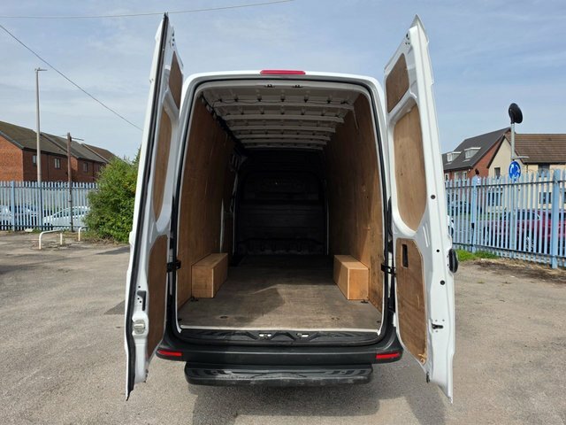 Mercedes-Benz Sprinter 2021 Progressive L2h2 114 Bhp Full White #7