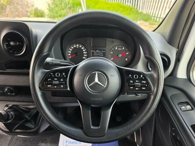 Mercedes-Benz Sprinter 2021 Progressive L2h2 114 Bhp Full White #10