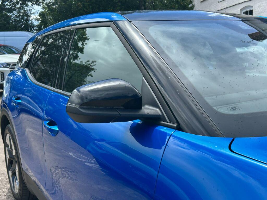 Ford Explorer Extended Range 77Kwh Premium Blue #4