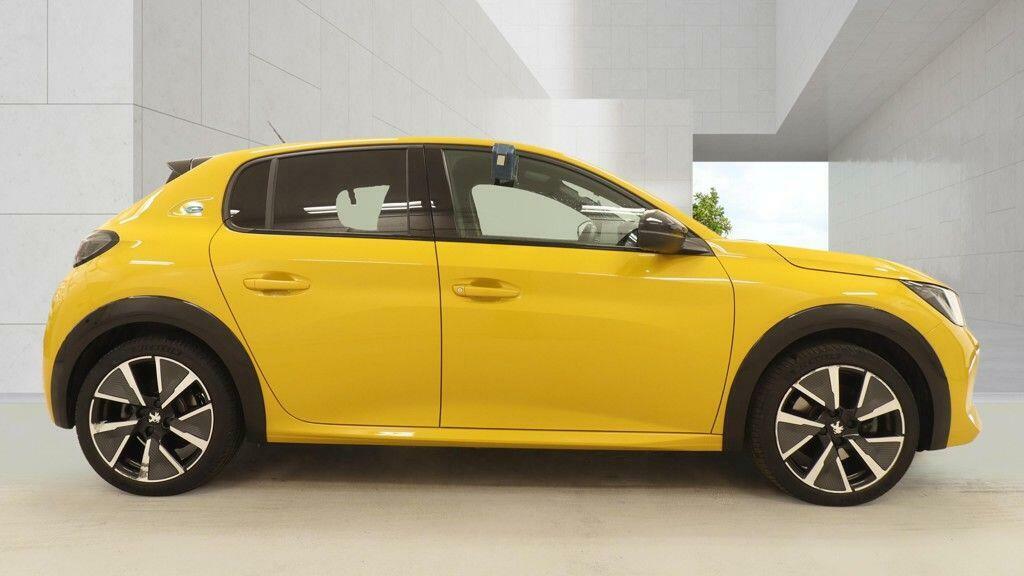 Peugeot e-208 208 Gt Line Ev Red #7