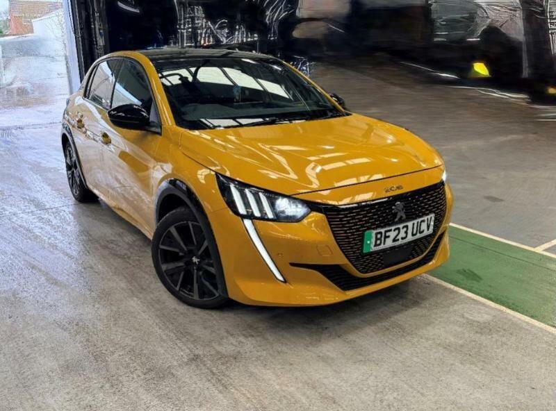Peugeot e-208 50Kwh Gt 7Kw Charger