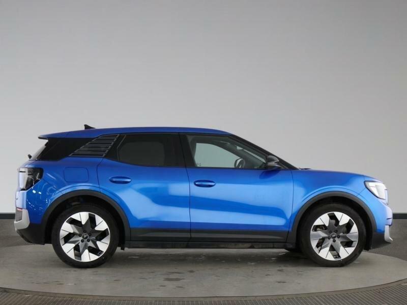 Ford Explorer Extended Range 77Kwh Premium Blue #2