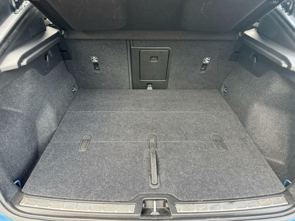 Volvo C40 170Kw Recharge Core 69Kwh Blue #20