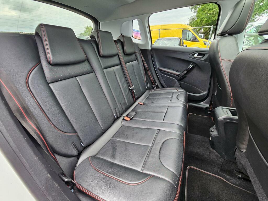 Peugeot 2008 2008 Allure Blue Hdi Ss White #46