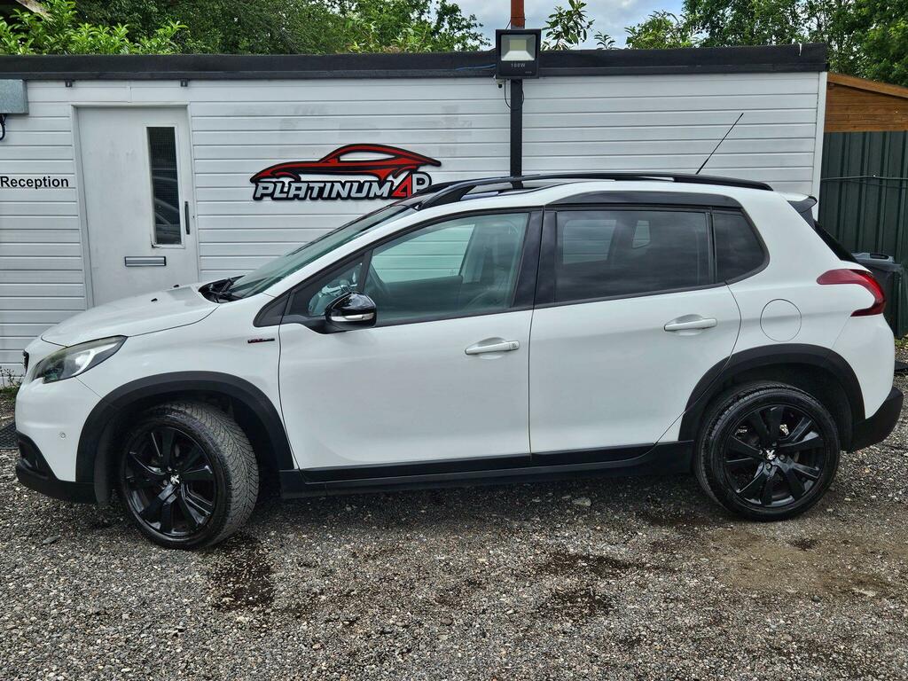 Peugeot 2008 Gt Line White #3