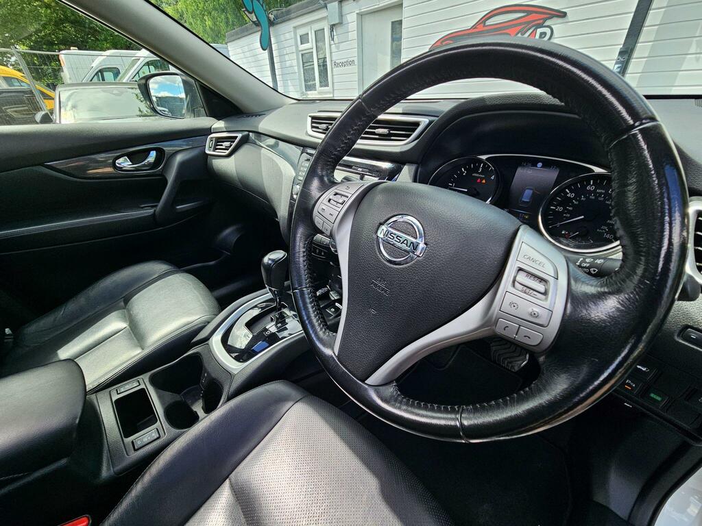 Nissan X-Trail N-tec White #22